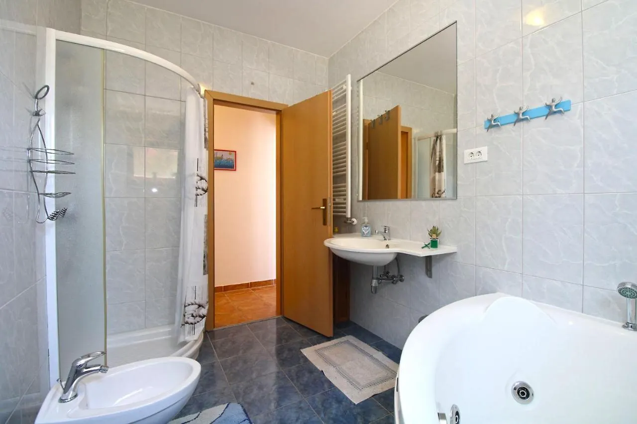 Tatil Evi House Liznjan 2199 Villa Hırvatistan